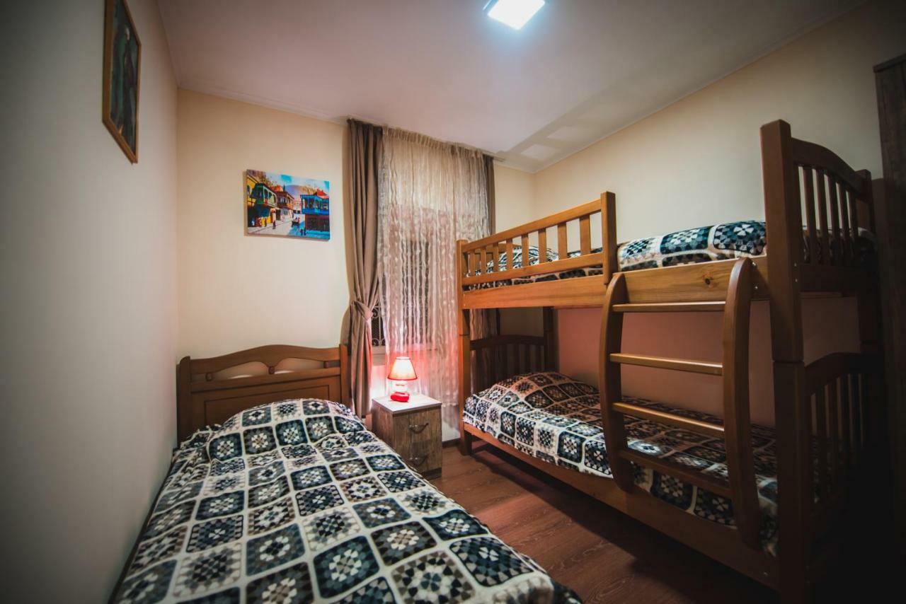 Cozy Apartment In Center Of Old Tbilisi Esterno foto