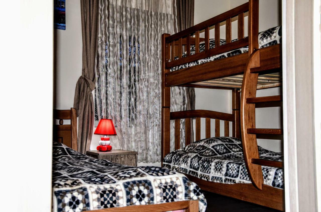 Cozy Apartment In Center Of Old Tbilisi Esterno foto