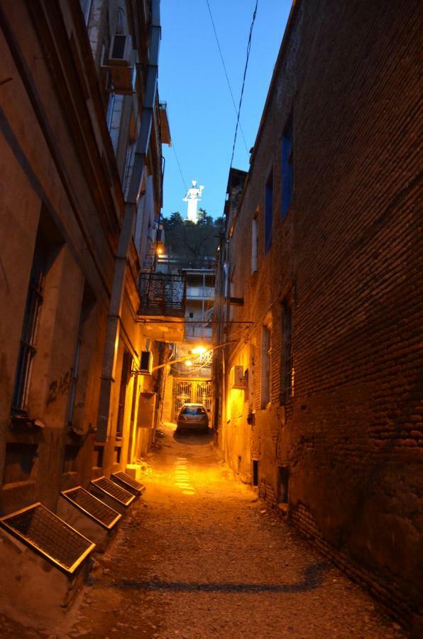 Cozy Apartment In Center Of Old Tbilisi Esterno foto