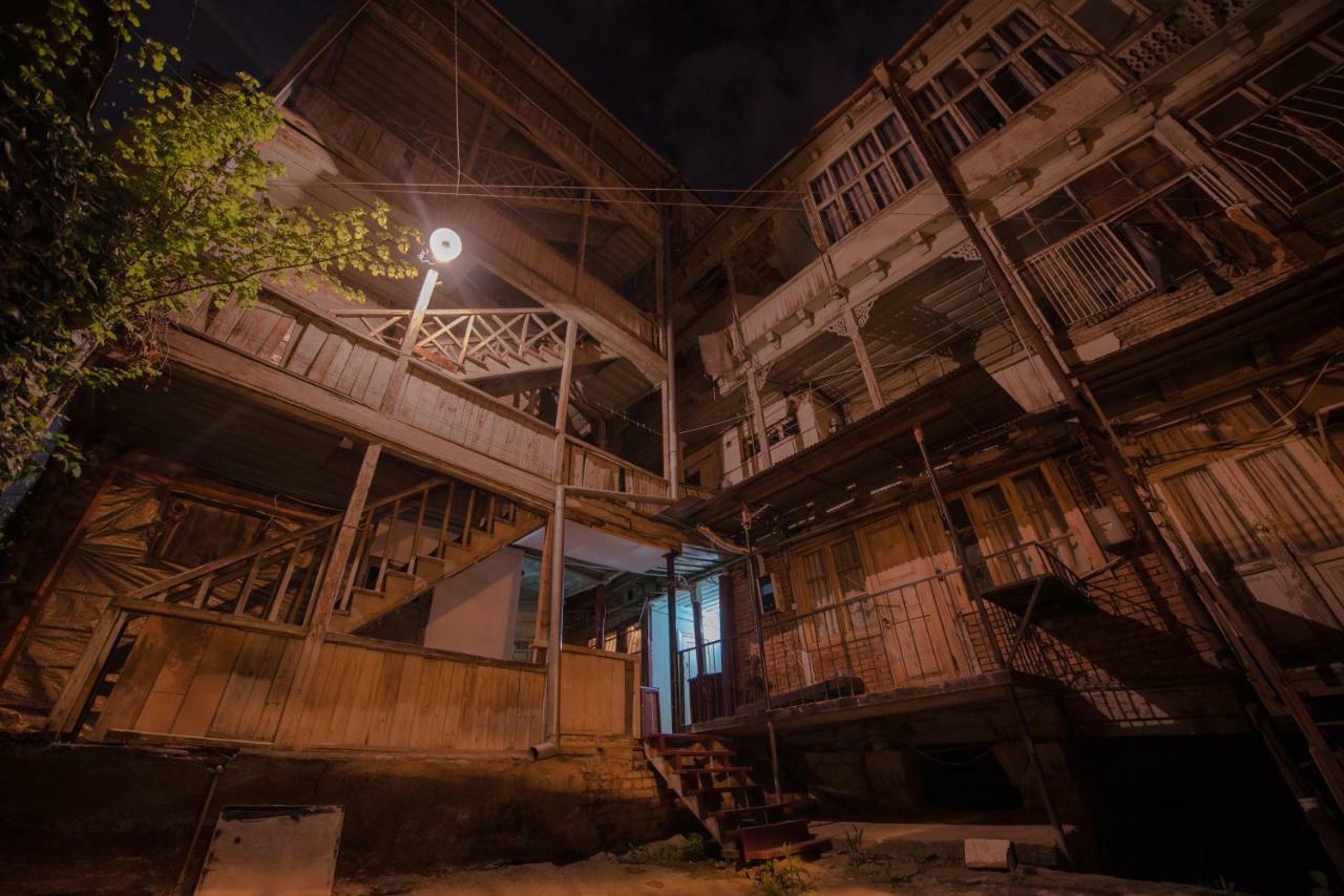 Cozy Apartment In Center Of Old Tbilisi Esterno foto