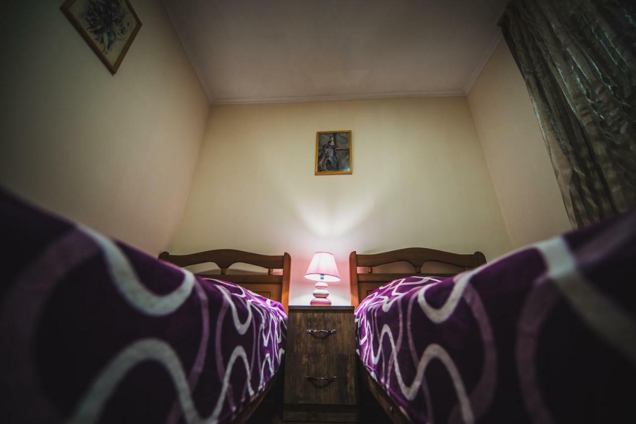 Cozy Apartment In Center Of Old Tbilisi Esterno foto